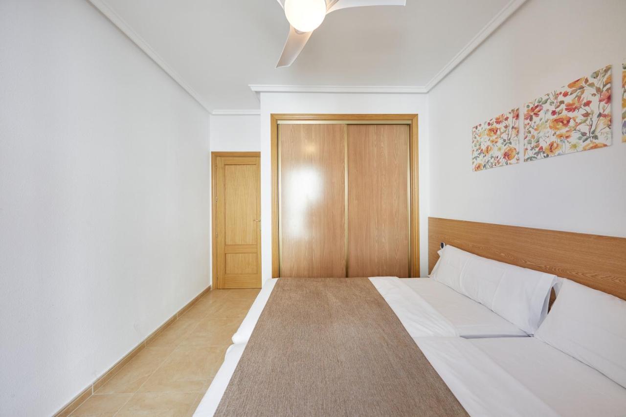 Apartamentos Wayteko 阿利坎特 外观 照片
