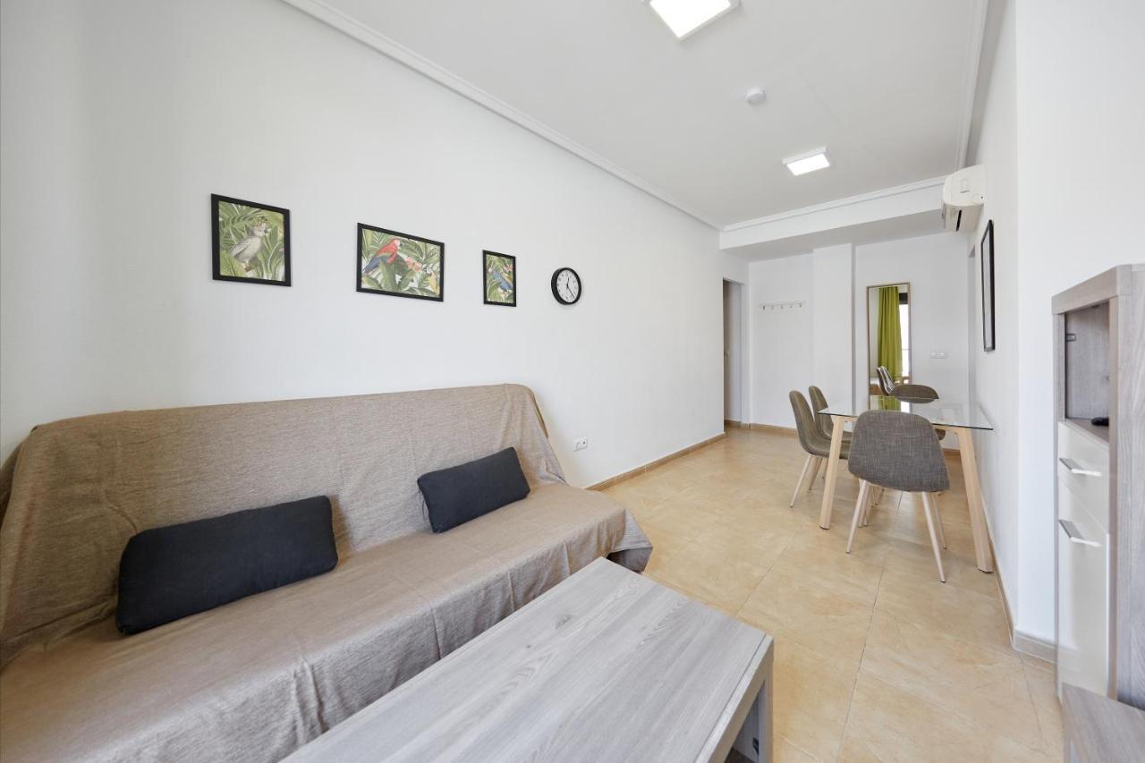 Apartamentos Wayteko 阿利坎特 外观 照片